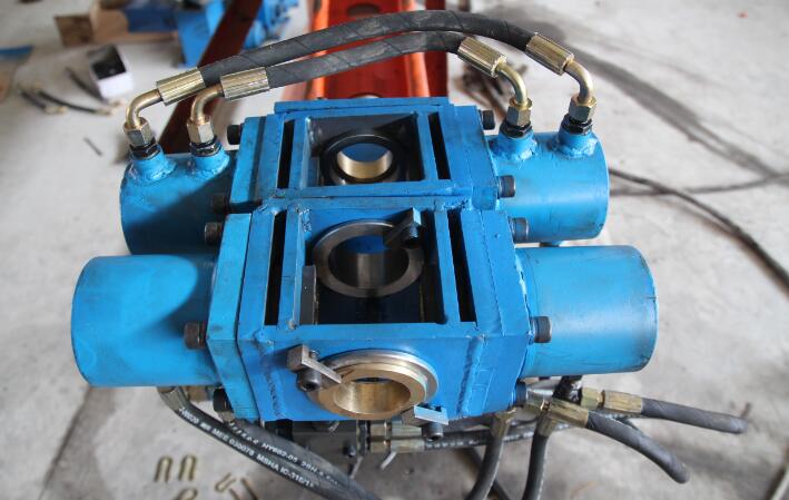 惊不惊喜丨这台架柱式液压钻机可自动装卸钻杆